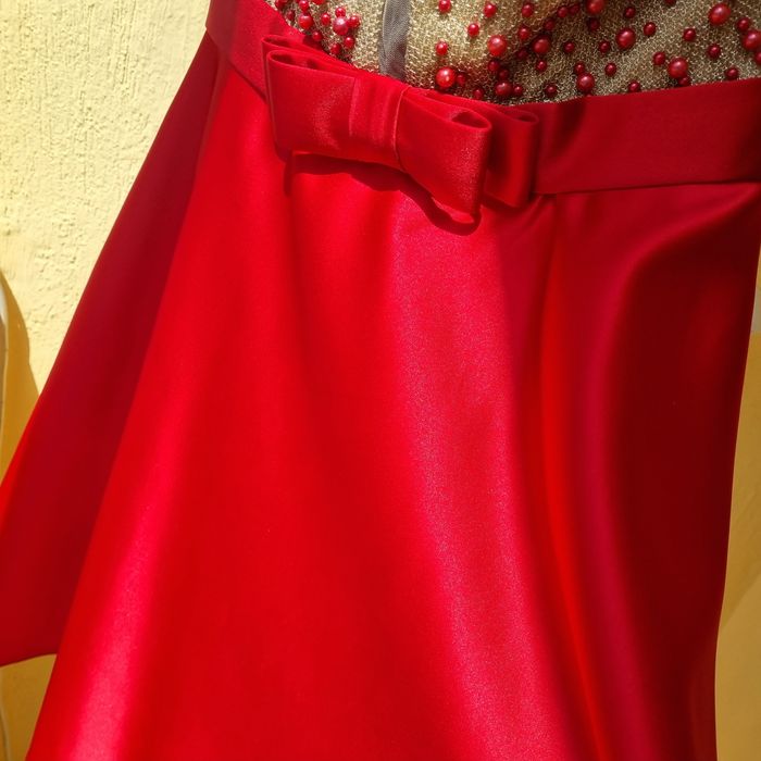 Рокля официална с перли