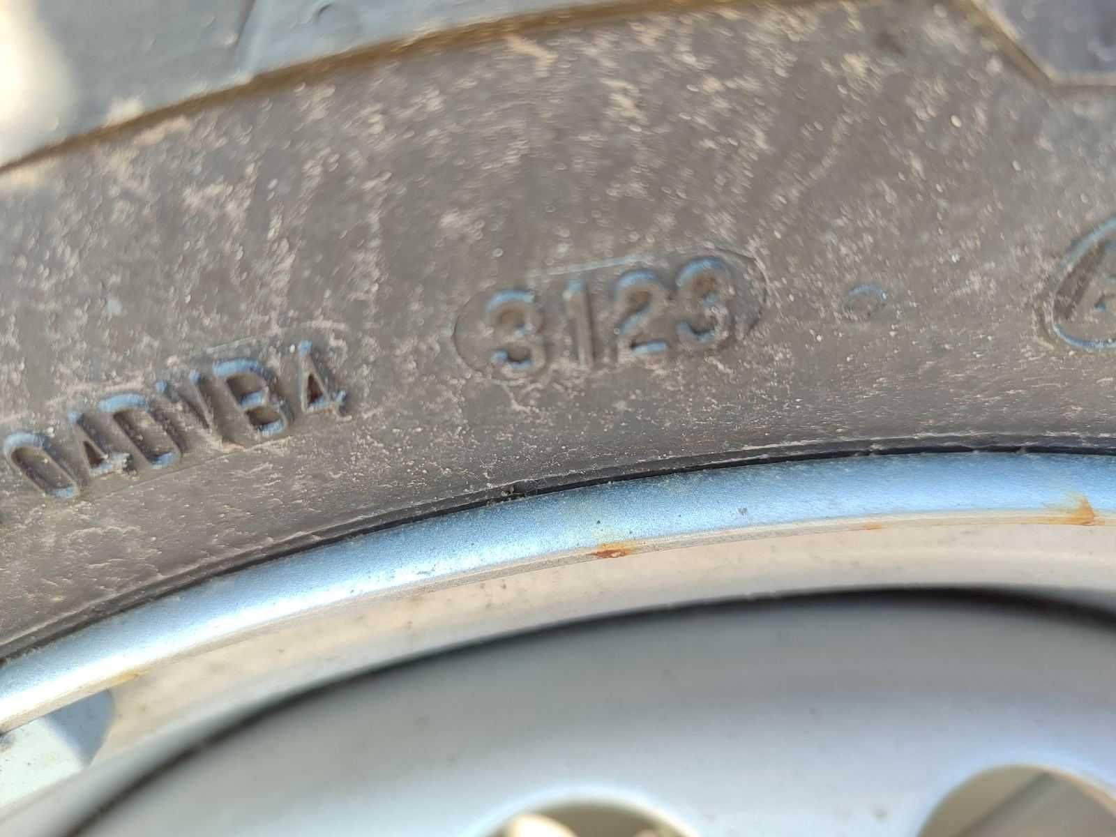 Гуми 205/75 R16C Continental нови с джанти