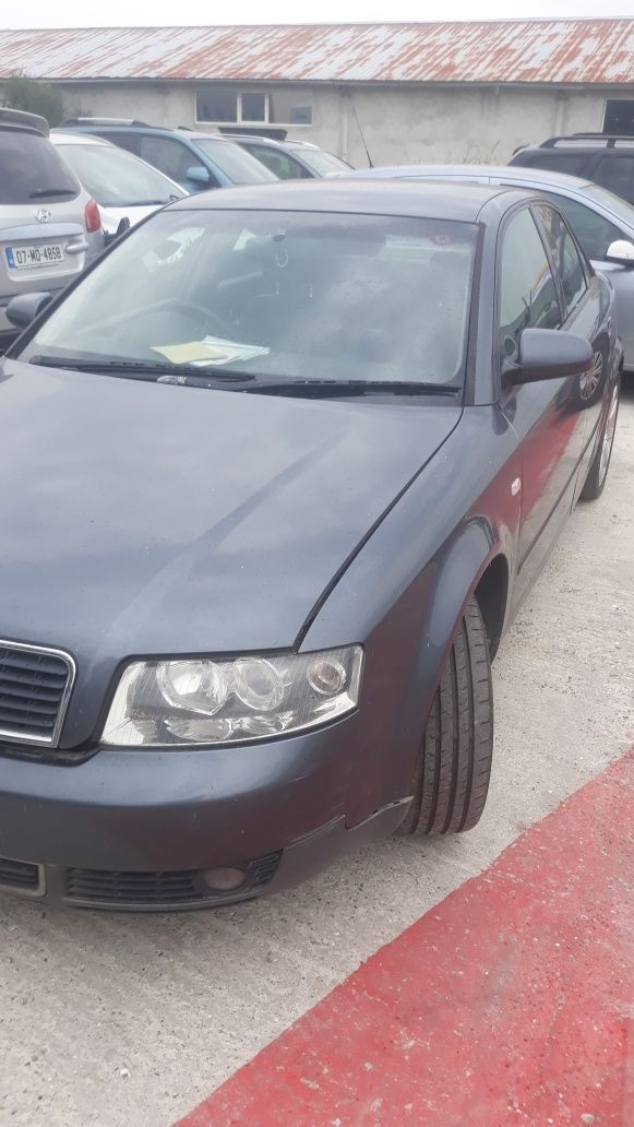 Capota si aripi audi a 4 b 6