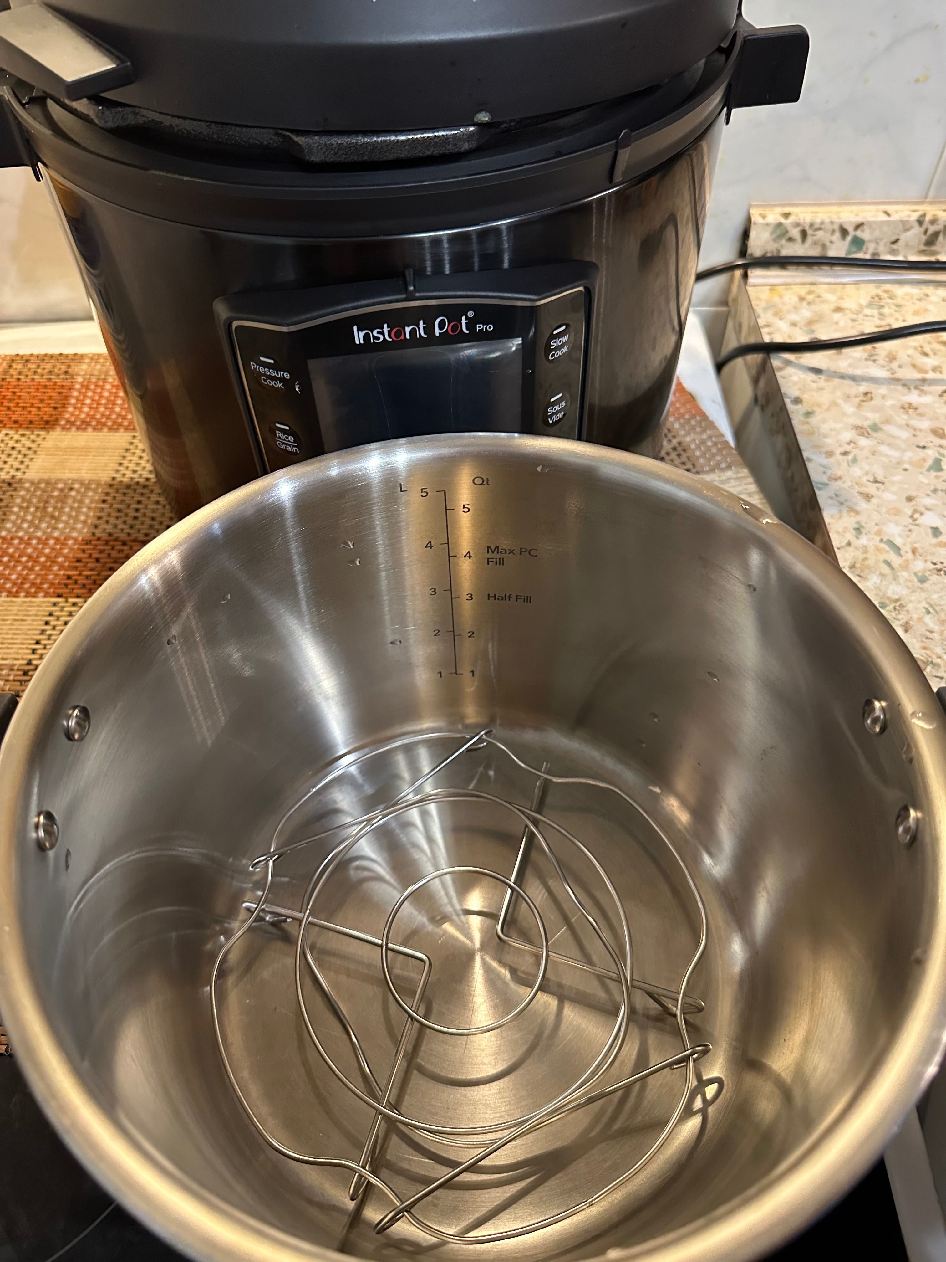 Мултикукър Instant Pot Pro