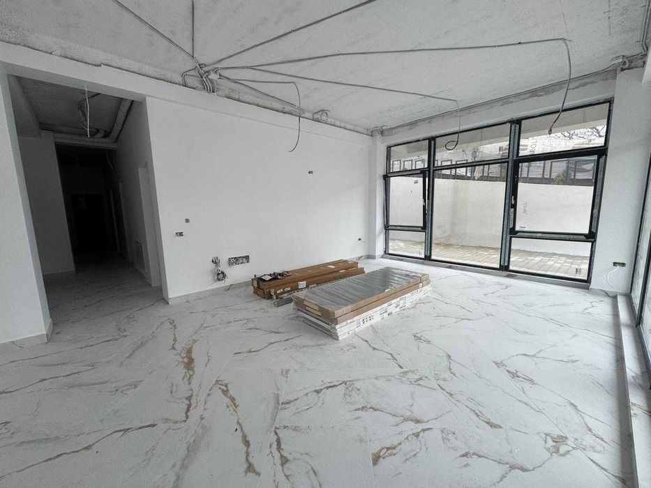 Spatiu comercial compartimentat de inchiriat/vanzare, Soseaua Rediu