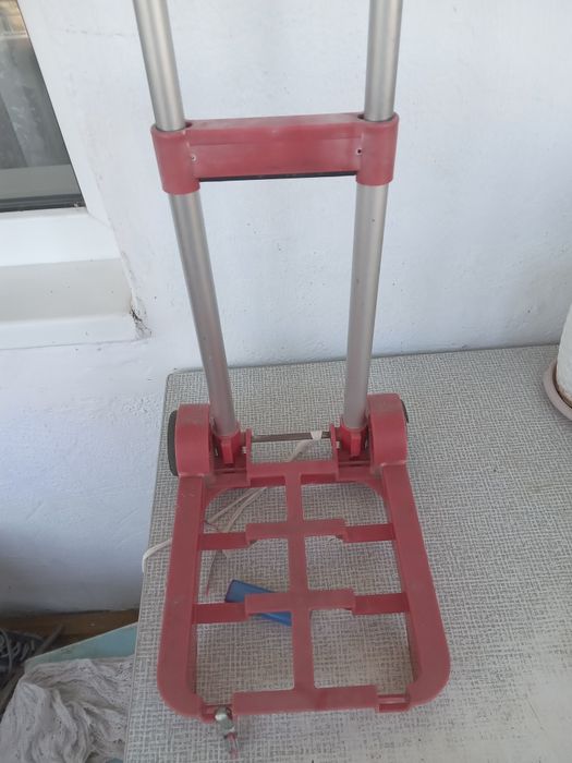 Продам тележку,  практически не пользовались