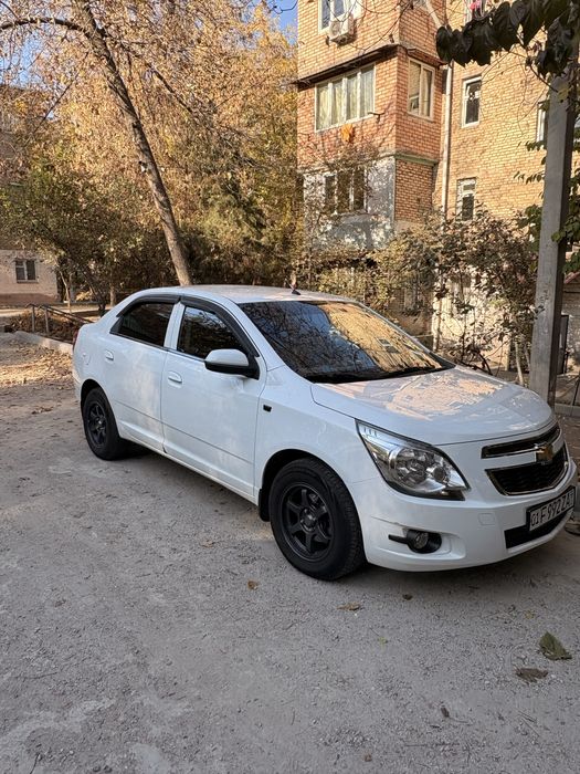 Cobalt белый 2022