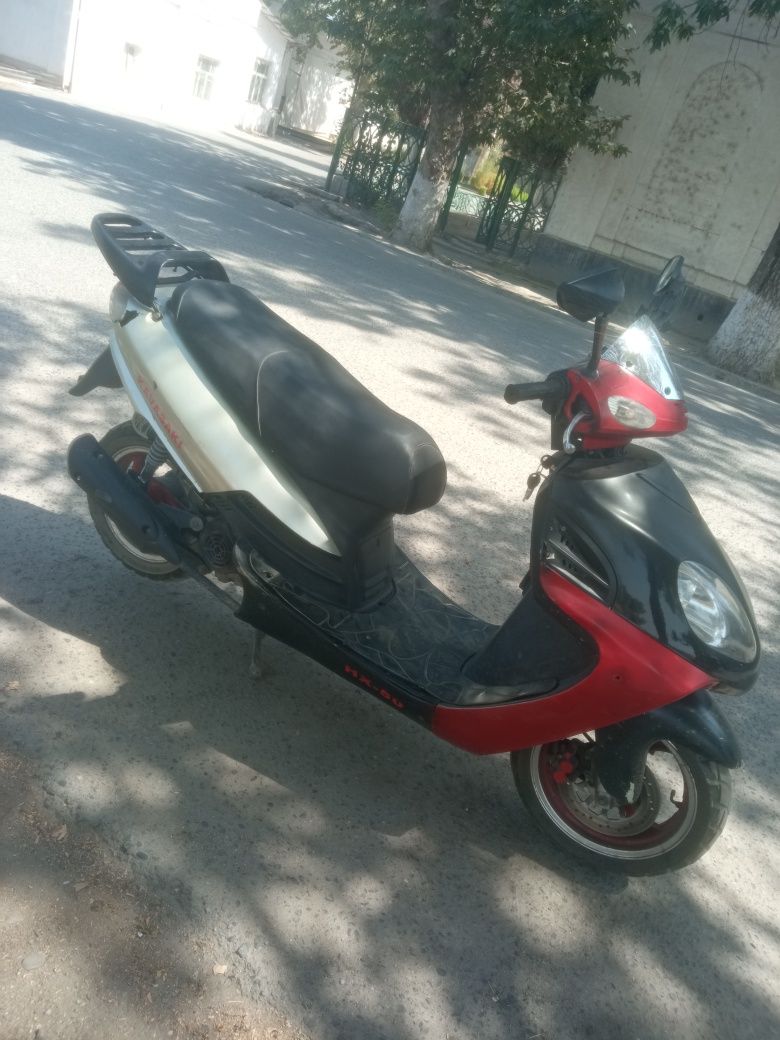 Kawasaki skuter firminniy yili 2016