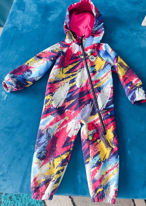 Vând salopetă impermeabila