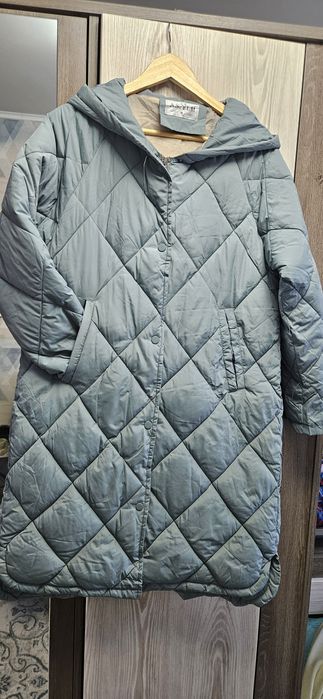 Новая женская куртка