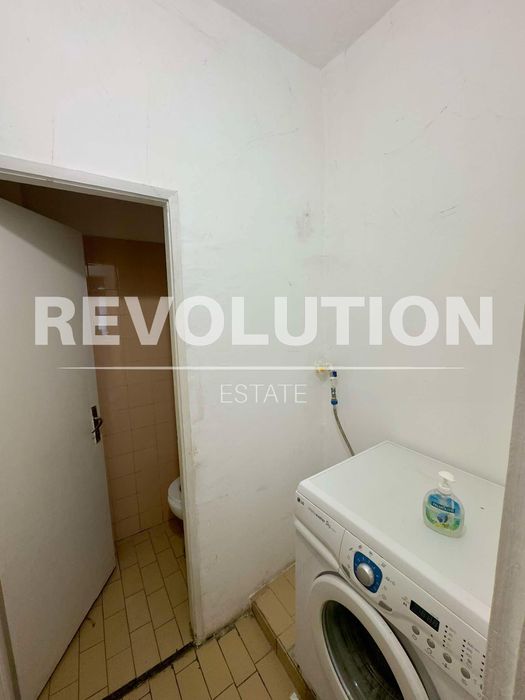 Продава се Тристаен апартамент в Пловдив, Каменица 2 - 68 кв.м за 1839 €/кв.м - Снимка #8