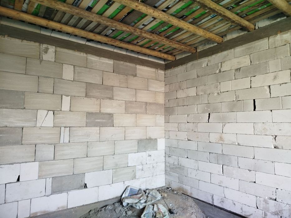 Uy sotiladi karobka holatta