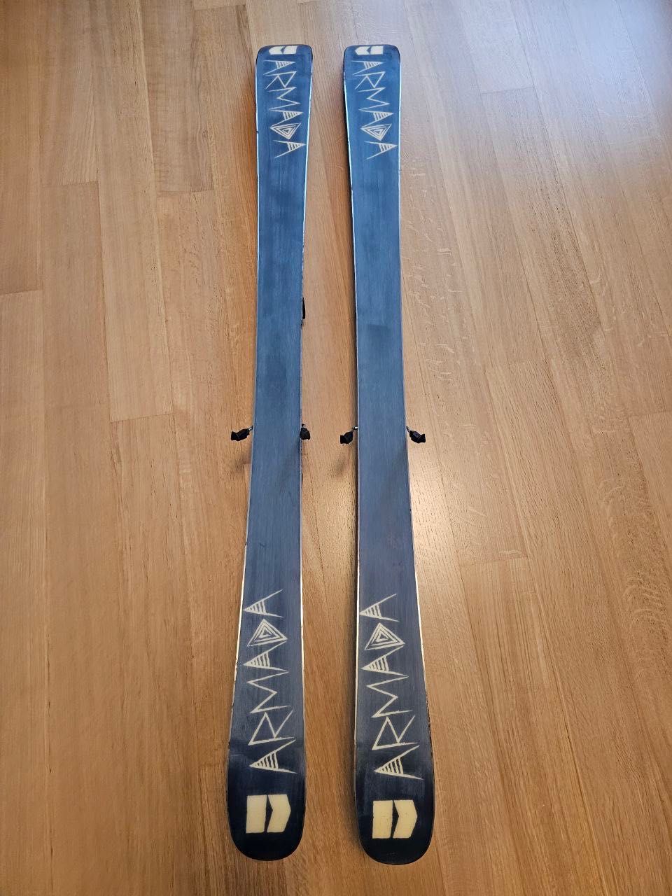 Детски ски Armada 143 cm с автомати