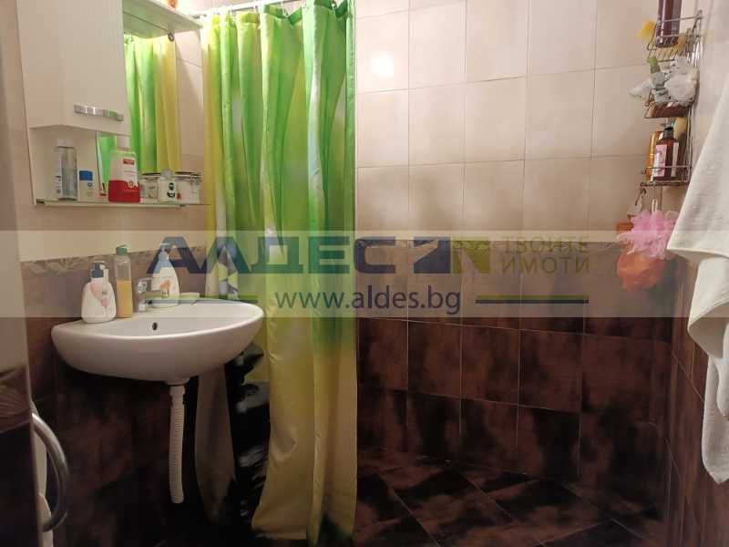 Дава се под наем Тристаен апартамент в София, Център - 115 кв.м за 663 € - Снимка #8