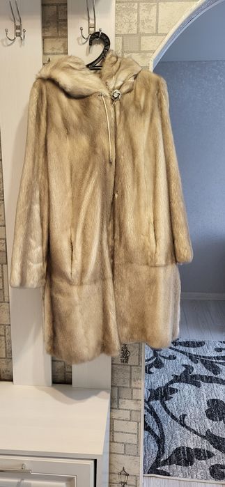 Продам шубу в отличном состоянии