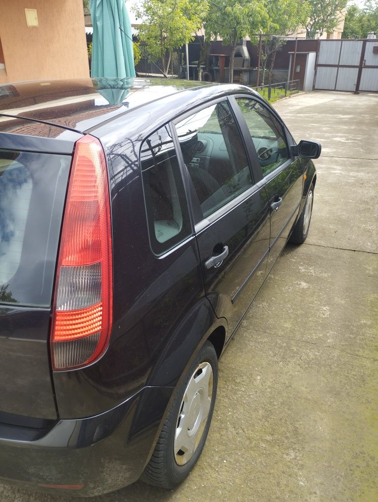 Ford Fiesta 1,3 benzină