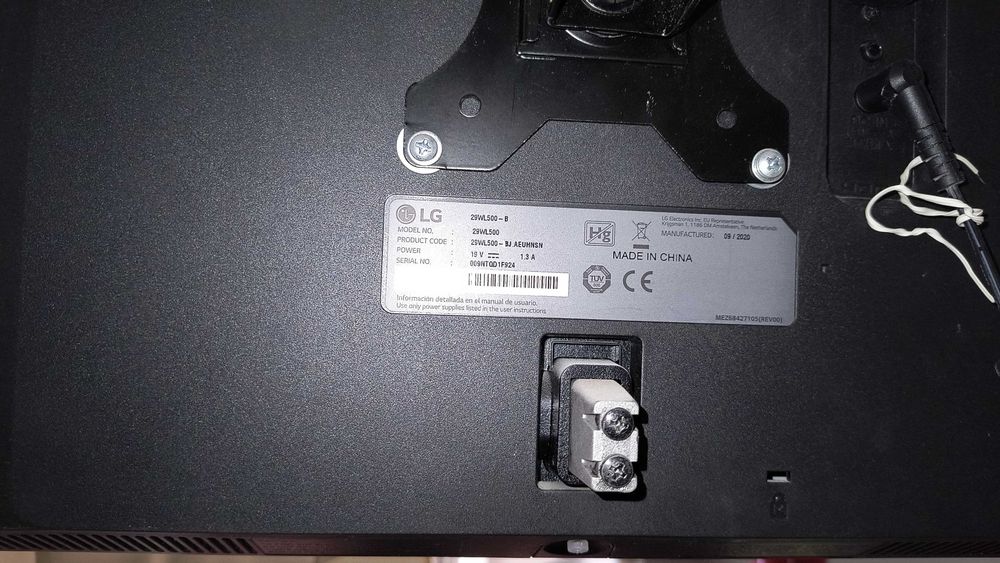 LG 29WL500 widescreen 29" monitor