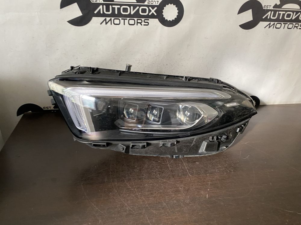 Far stanga  led multibeam Mercedes Benz A Class W177 an 2018-2020