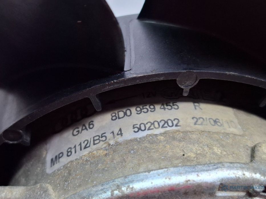 Ventilator AC VOLKSWAGEN PASSAT Variant 3B6 2000 - 2005 TDI AVB 8D0959455R