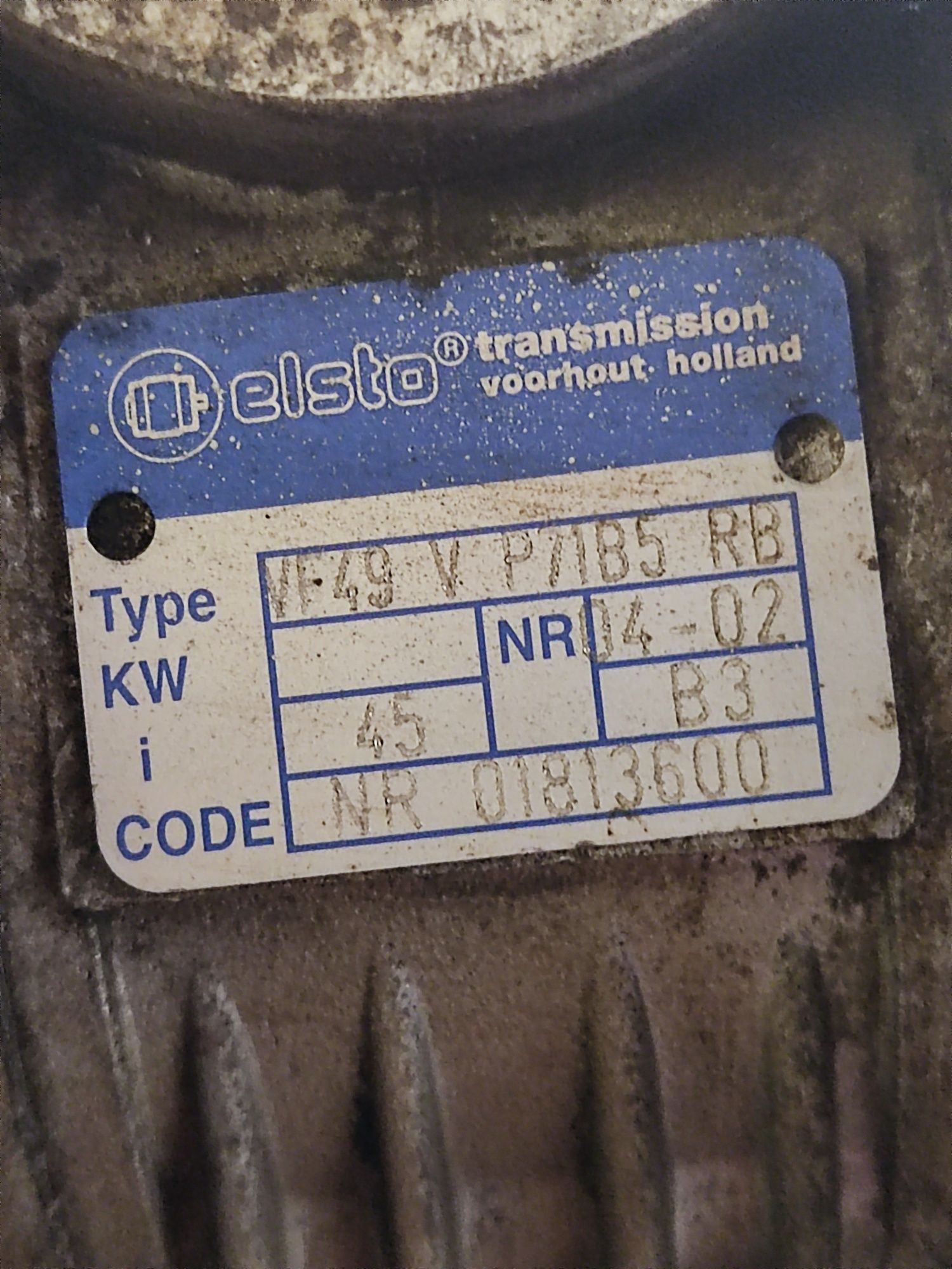 Vind motor electric cu reductor 0,37 kw 230/400v rotație 1365/ min