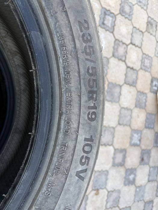 Продам комплект зимних шин 4 шт
