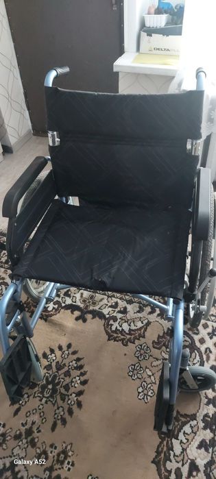 Коляска инвалидная прогулочная