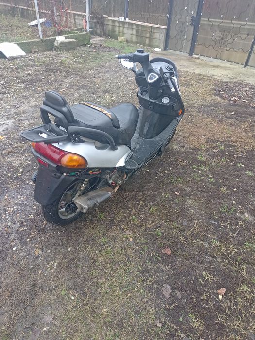 Scuter kymco motor 150