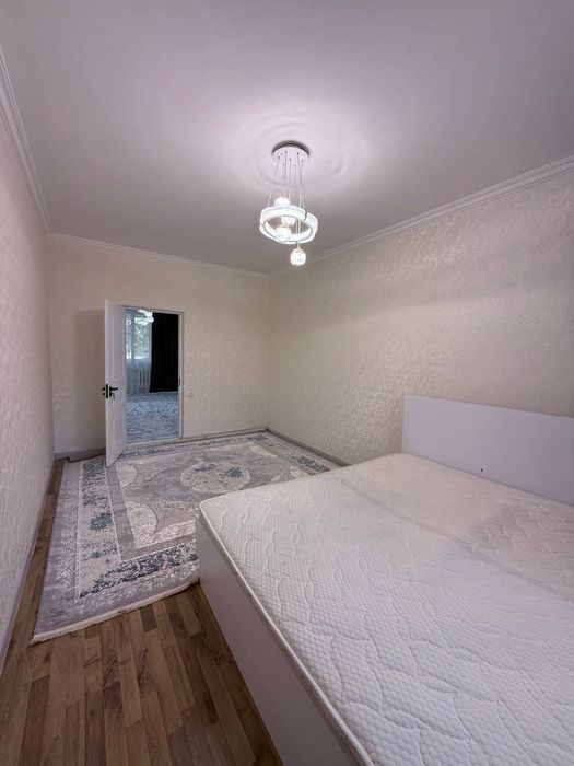 2ком/2этаж/4этажка евро Зеркалка. Фархадский рынок