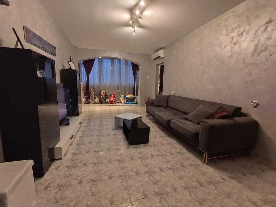 Продава се Тристаен апартамент в Пловдив, Център - 92 кв.м за 1685 €/кв.м - Снимка #1