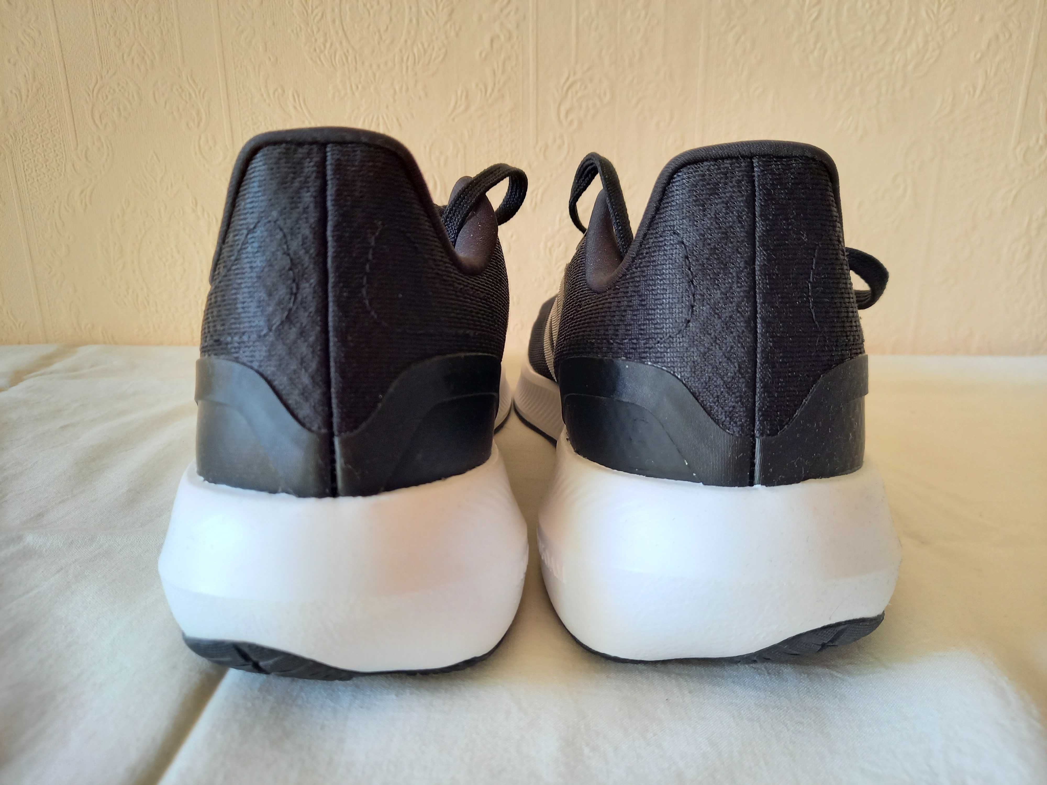 Маратонки Adidas Runfalcon 3.0 номер 42 и Puma One номер 42.5