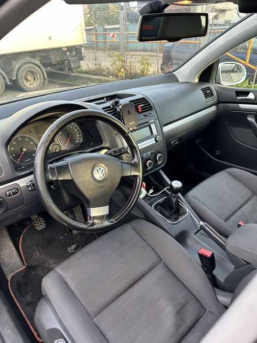 VW Golf 5 1.6 MPI