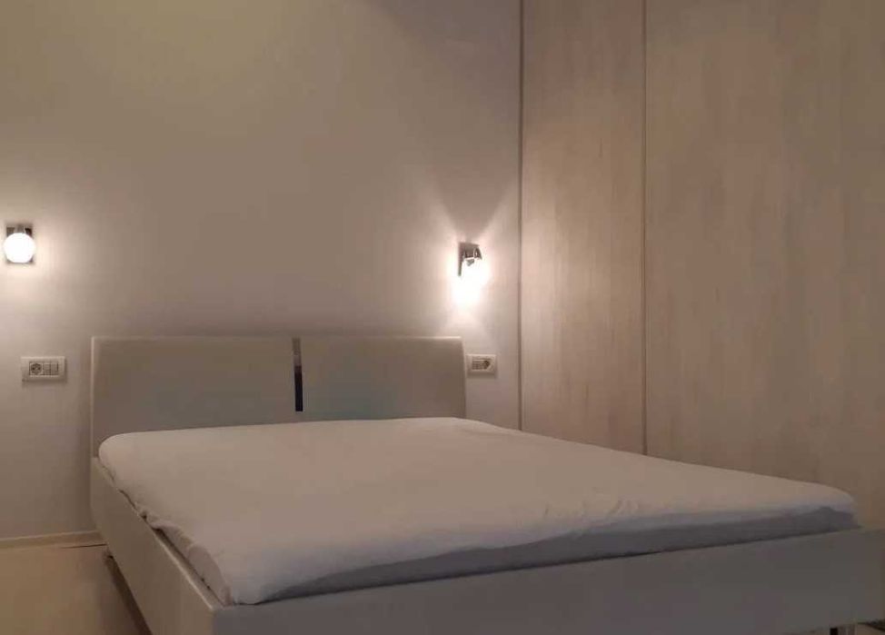 Дава се под наем Едностаен апартамент в Пловдив, Христо Смирненски - 28 кв.м за 127.5 € - Снимка #1