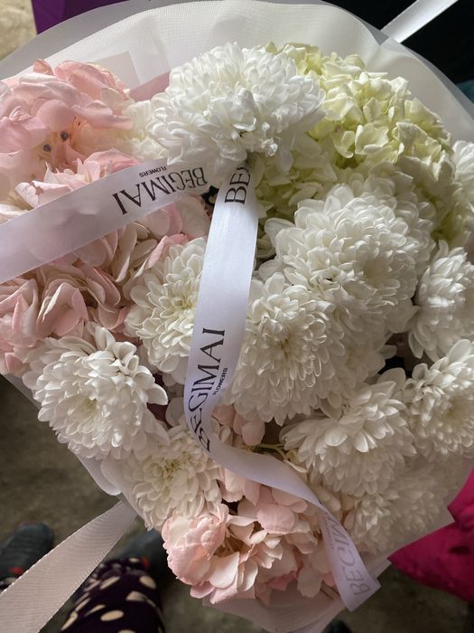 Цветок букет гортинза ромашка