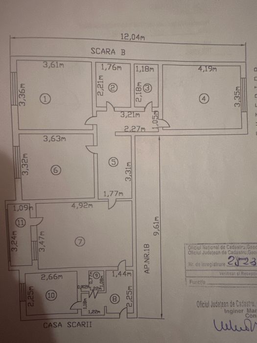 Vând apartament 4 camere Bârlad