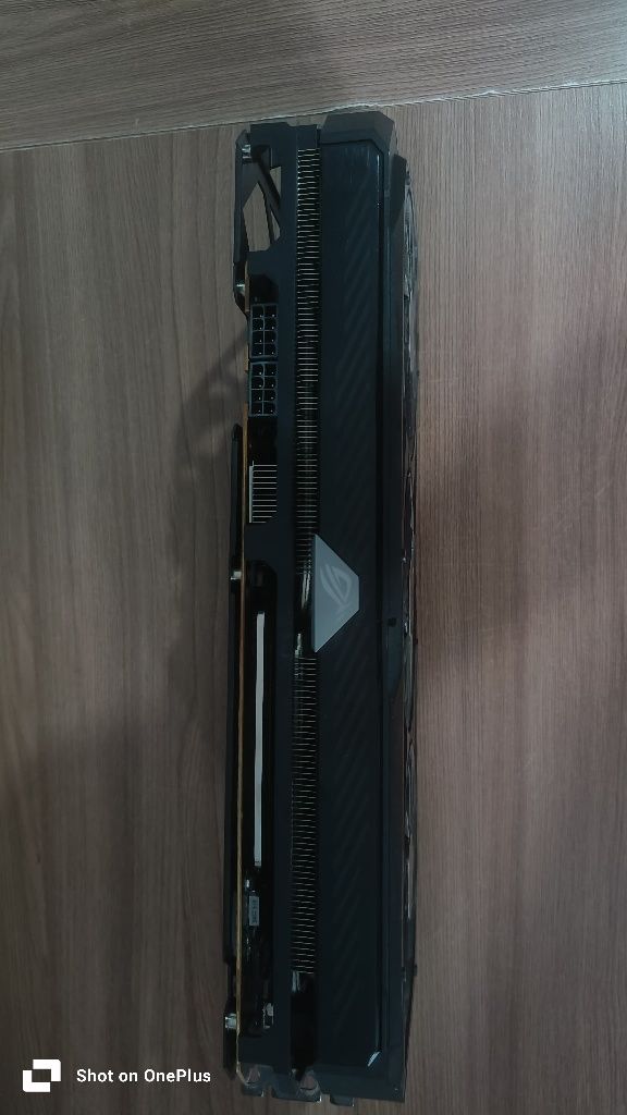 Продам видеокарту RX 6750 XT Asus ROG Strix
