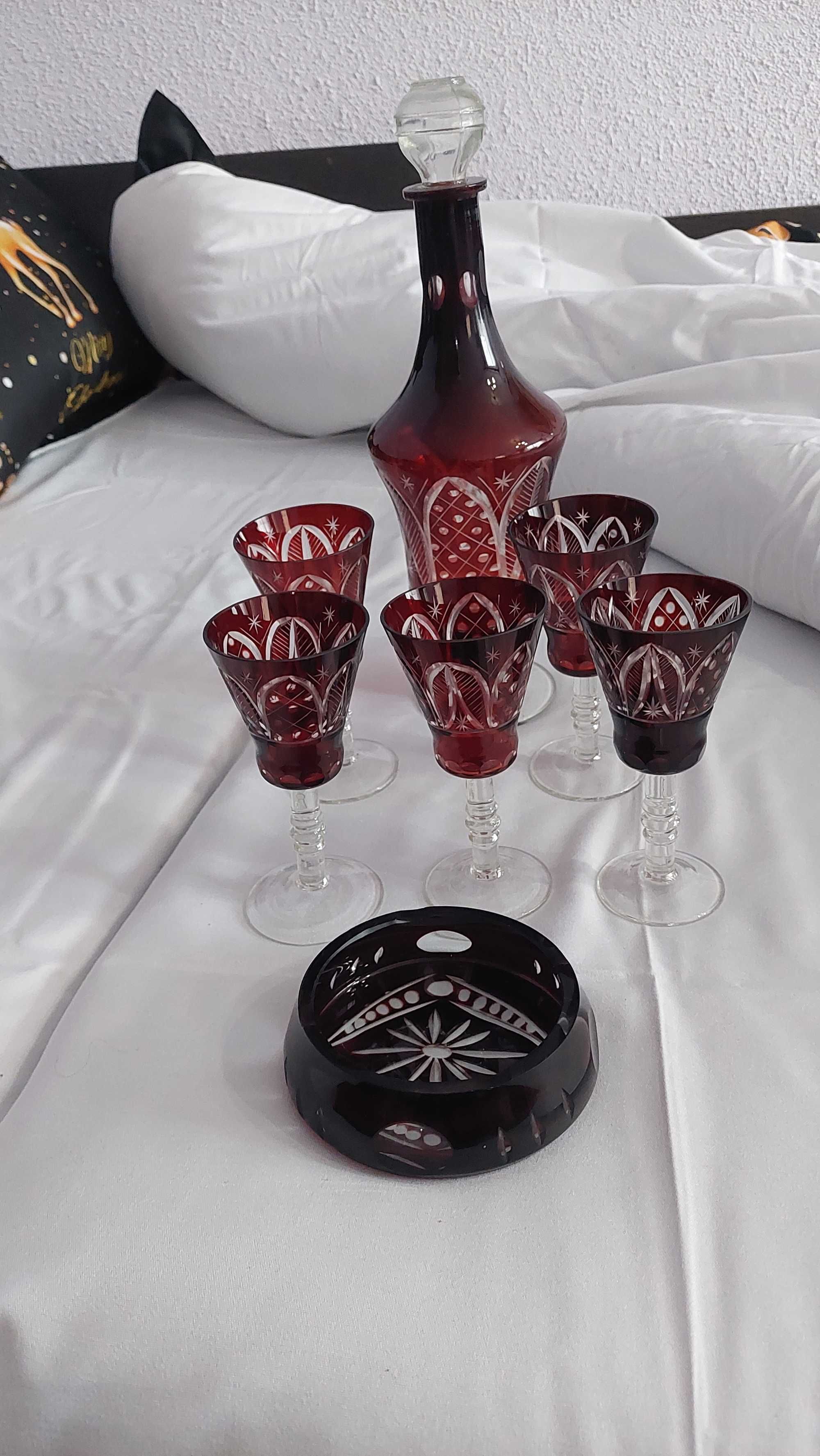 VAND SET De Carafa Cristal + Pahare 5bucați+o scrumiera.(toate cristal