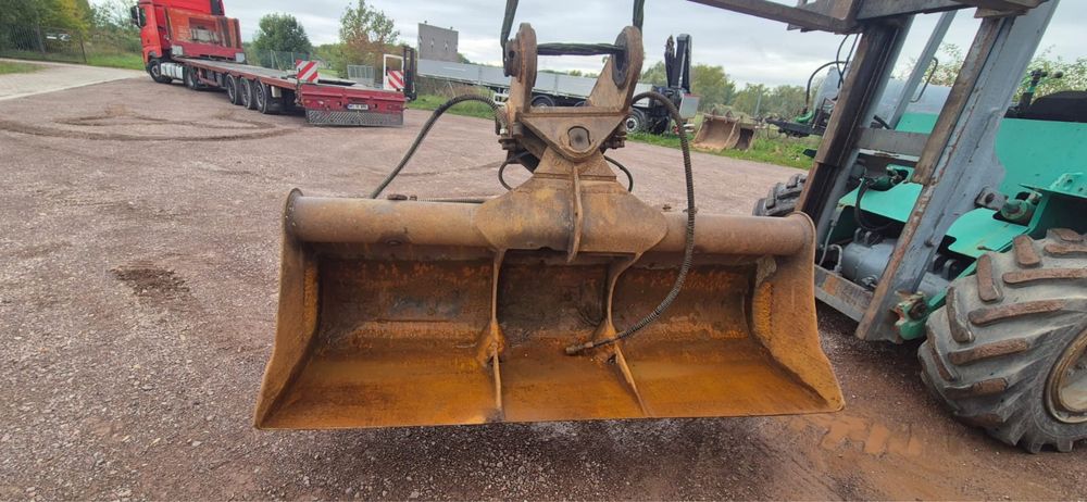 Cupa Taluz excavator cu actionare hidraulica