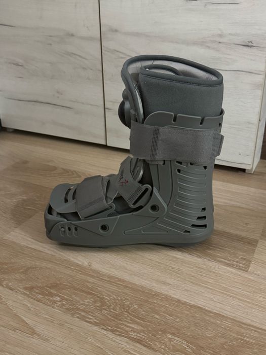 Ортеза за глезе, шина тип ботуш за десен крак - размер М