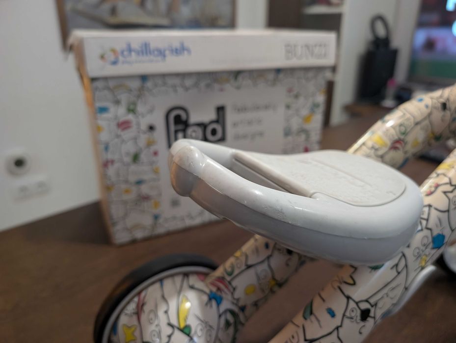 Детска триколка и колело за баланс Chillafish BUNZI