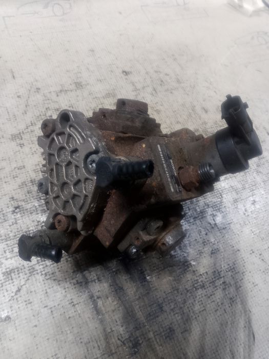 pompa injectie hyundai ix 35 motorina 2012