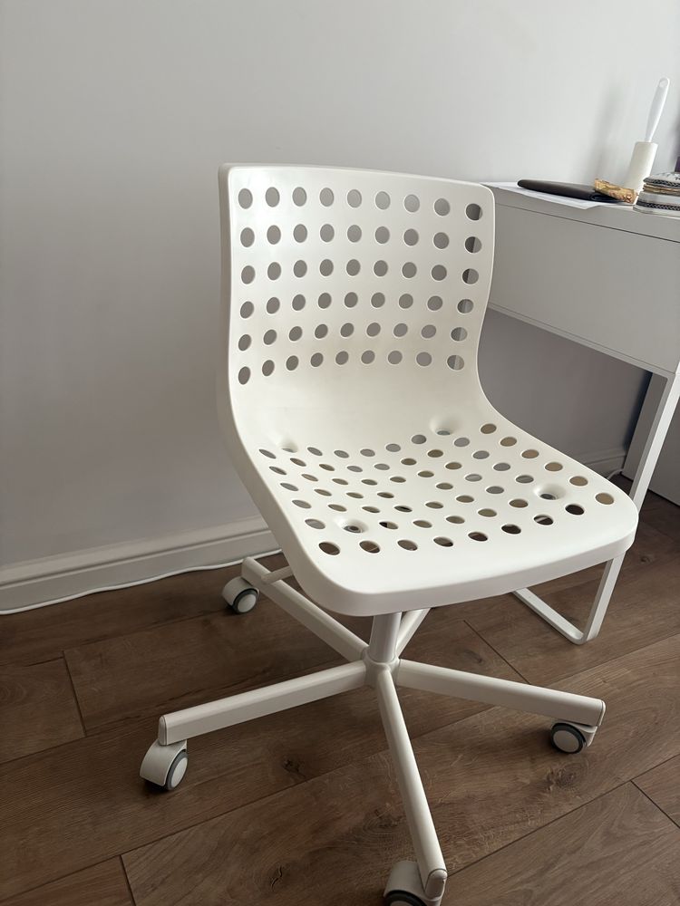 Стул Ikea скольберг