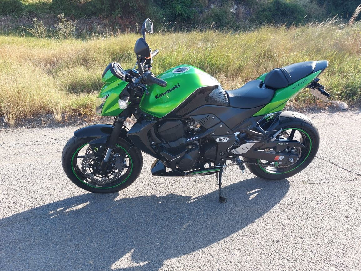 Kawasaki Z750 27000км