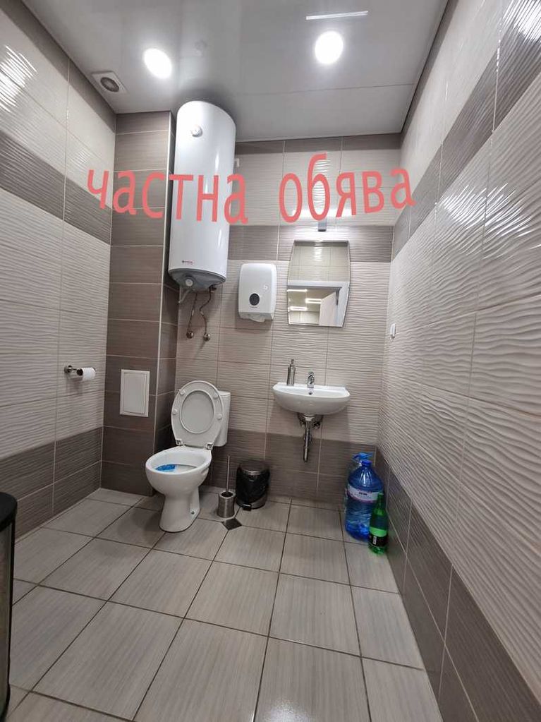 Дава се под наем Офис в Варна, ЖП Гара - 22 кв.м за 459 € - Снимка #4