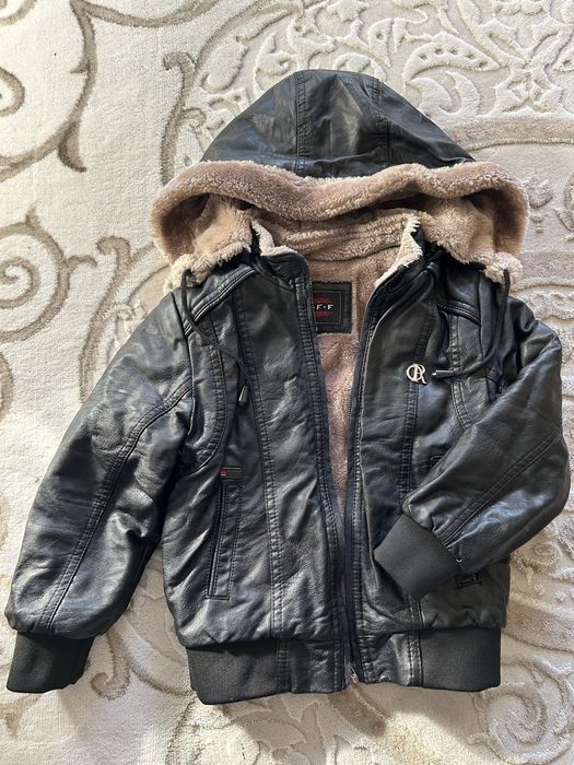 Теплая детская куртка б/у