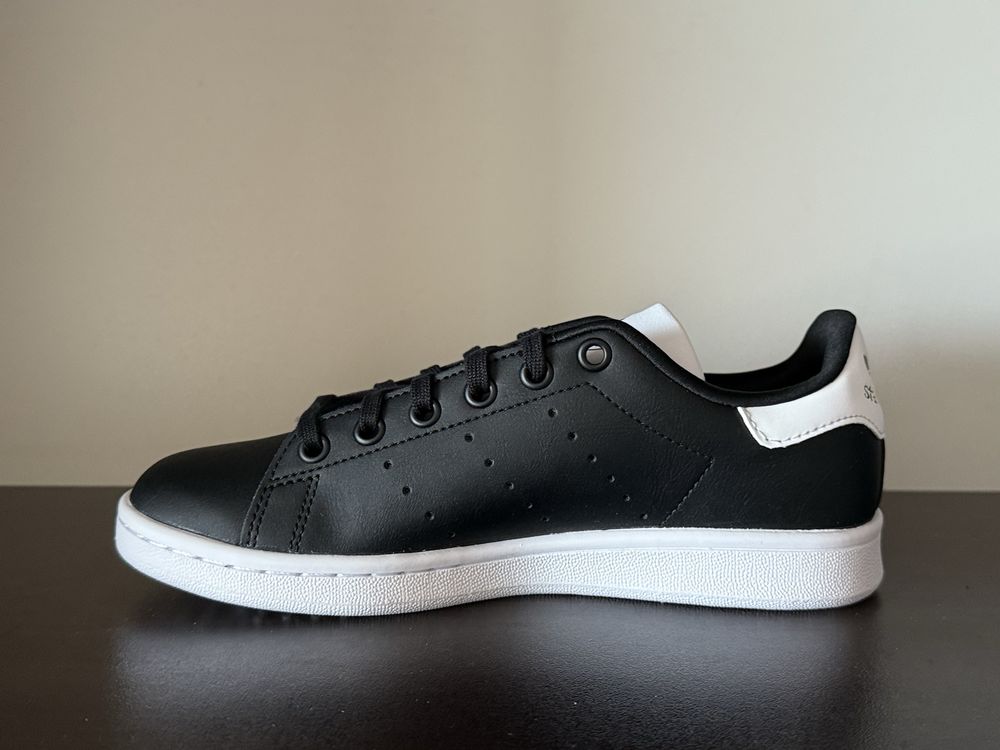 Adidas Stan Smith J / Налични 36н 22.5см/37н 23см/38н 24см Стелка