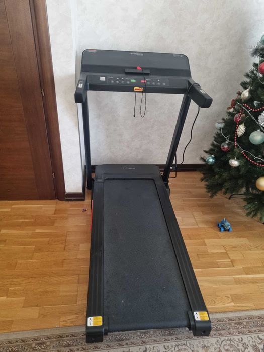 Дорожка беговая продается почти новая не пользовались более 100 кг