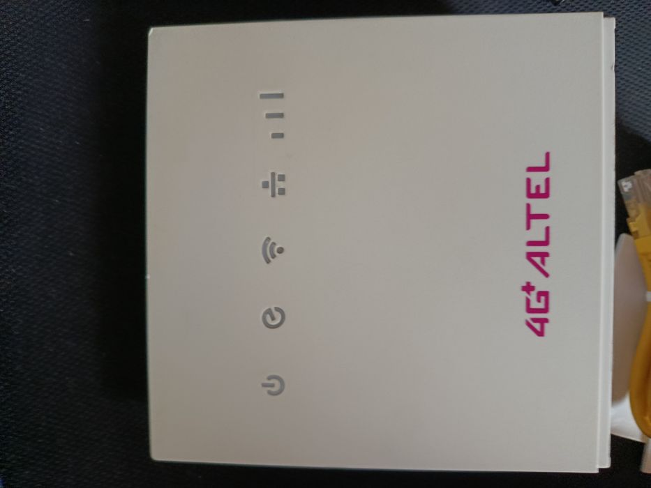 Б/у Модем алтел 4g , без симки