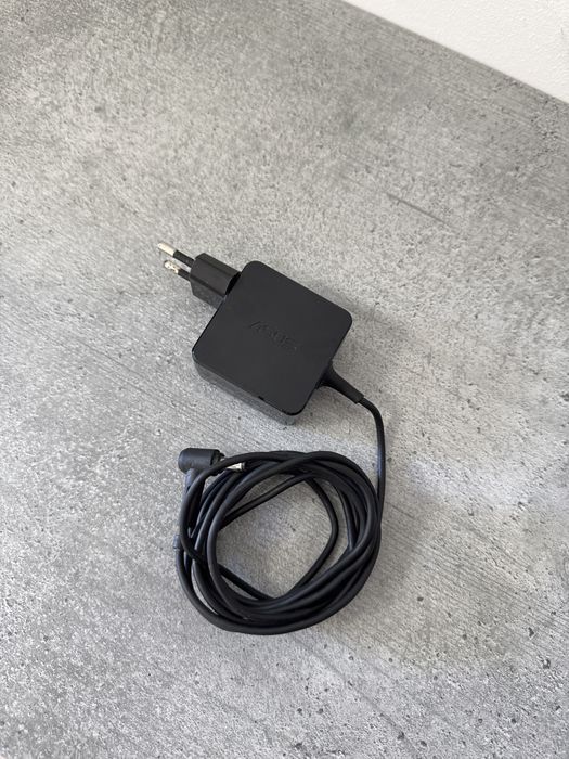 Incarcator Asus AD2066020 45W