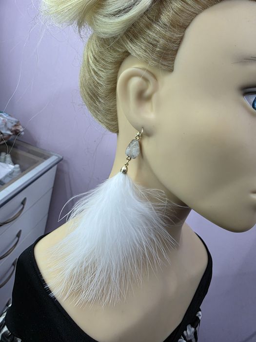 Дълги обеци с големи меки пера (пух)