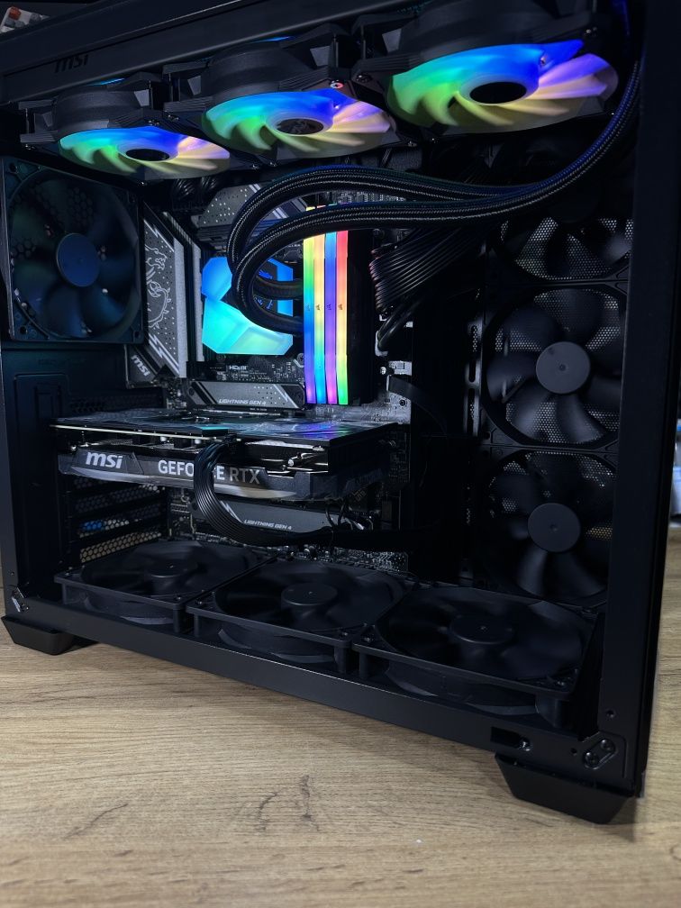 I9 13900KF/RTX4070/DDR5 32/SSD 1T/BP 850w