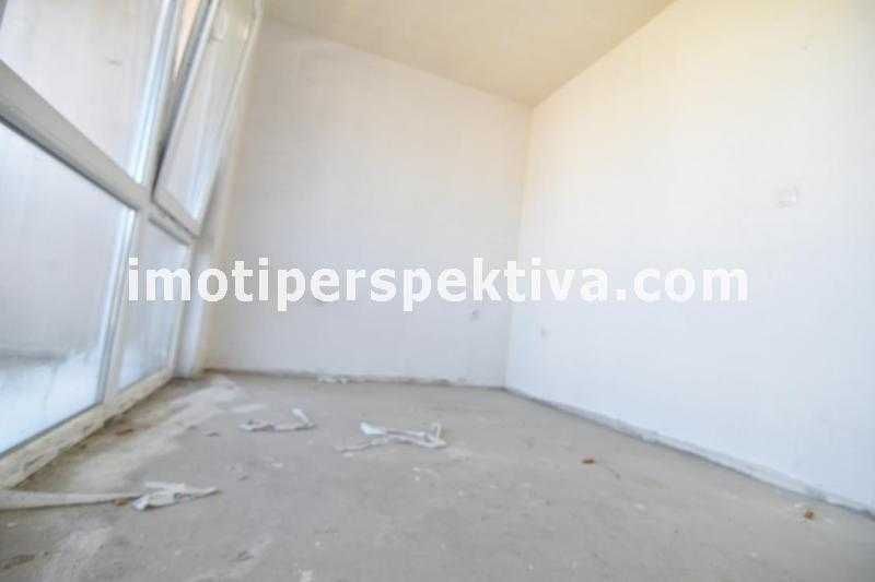 Продава се Тристаен апартамент в Пловдив, Христо Смирненски - 85 кв.м за 1104 €/кв.м - Снимка #4