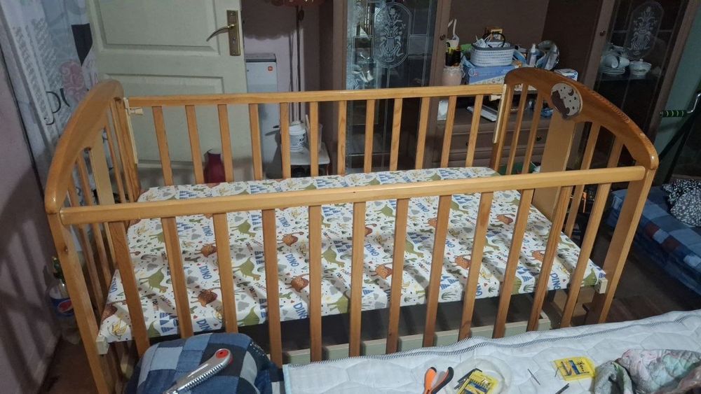 Продам  кроватку