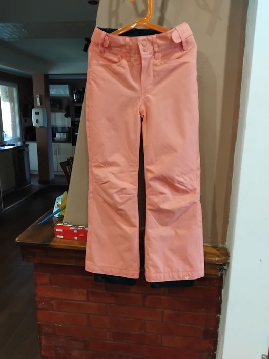 Ски екип Roxy за 8 г.