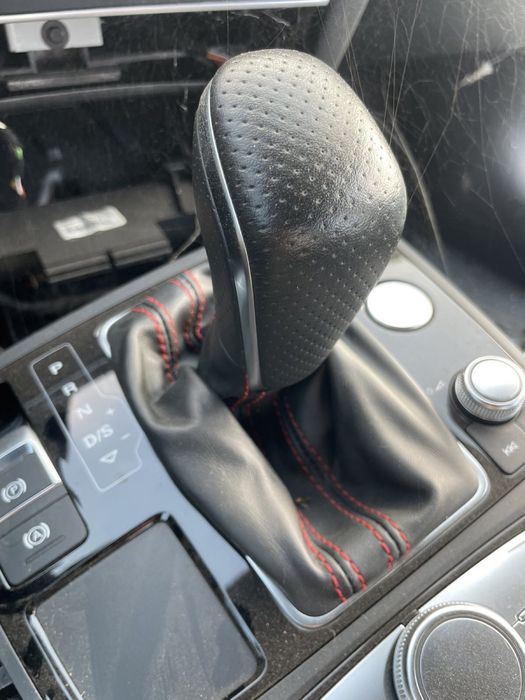 Волан и скоростен лост Ауди А6 / Audi A6 Facelift 2018г